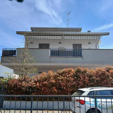 Apartmán Cv002 - Cervia, Nuovo Bilocale Con Ampia Terrazza E Posto Auto *
