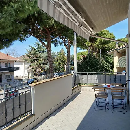 Cv002 - Cervia, Nuovo Bilocale Con Ampia Terrazza E Posto Auto