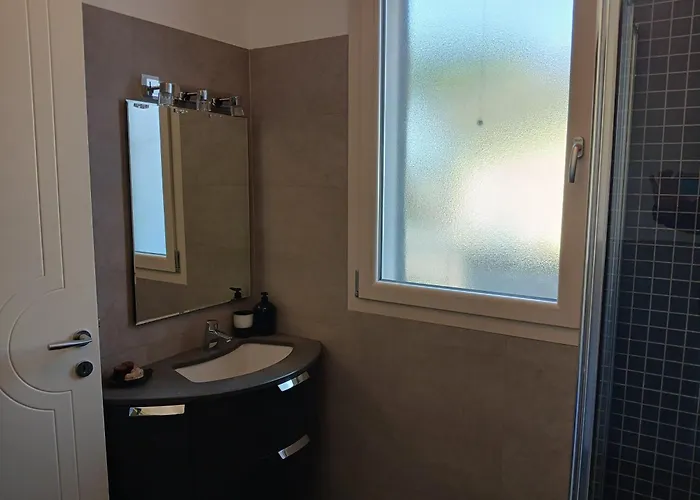 Lägenhet Cv002 - Cervia, Nuovo Bilocale Con Ampia Terrazza E Posto Auto Cervia