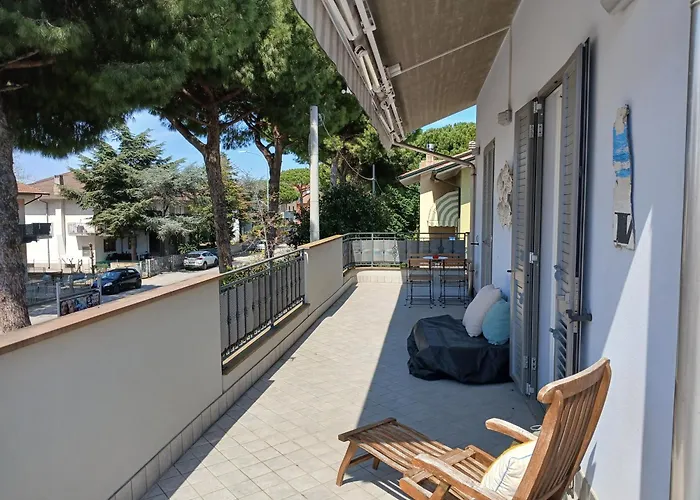 Cv002 - Cervia, Nuovo Bilocale Con Ampia Terrazza E Posto Auto *